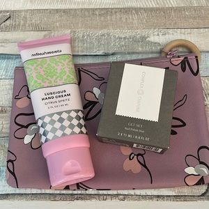 Ipsy Bundle💝Nail Polish Duo💅🏼Citrus Spritz Hand Cream👋🏽 & Ipsy Makeup bag👛